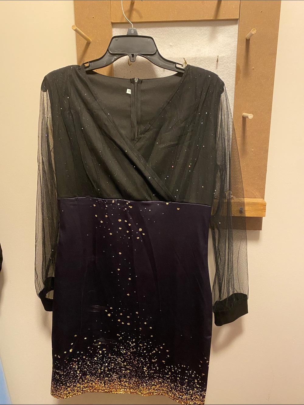Elegant Black & Navy Sequin-Accent Evening Dress